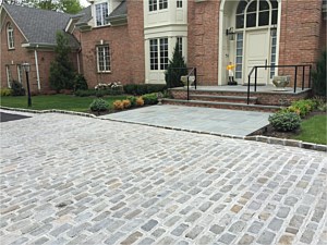 belgium block courtyard inlay bluestone steps glen gery danish brick stoop porch driveway